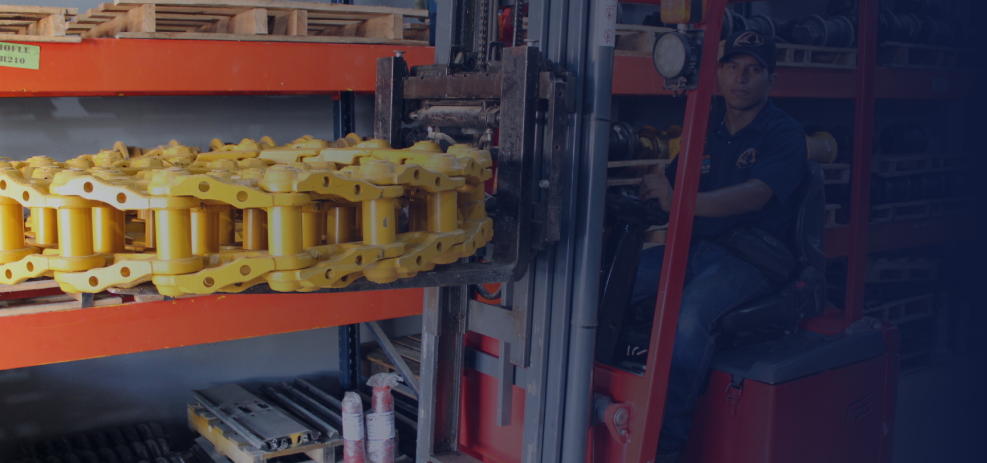 Montacargas en operación